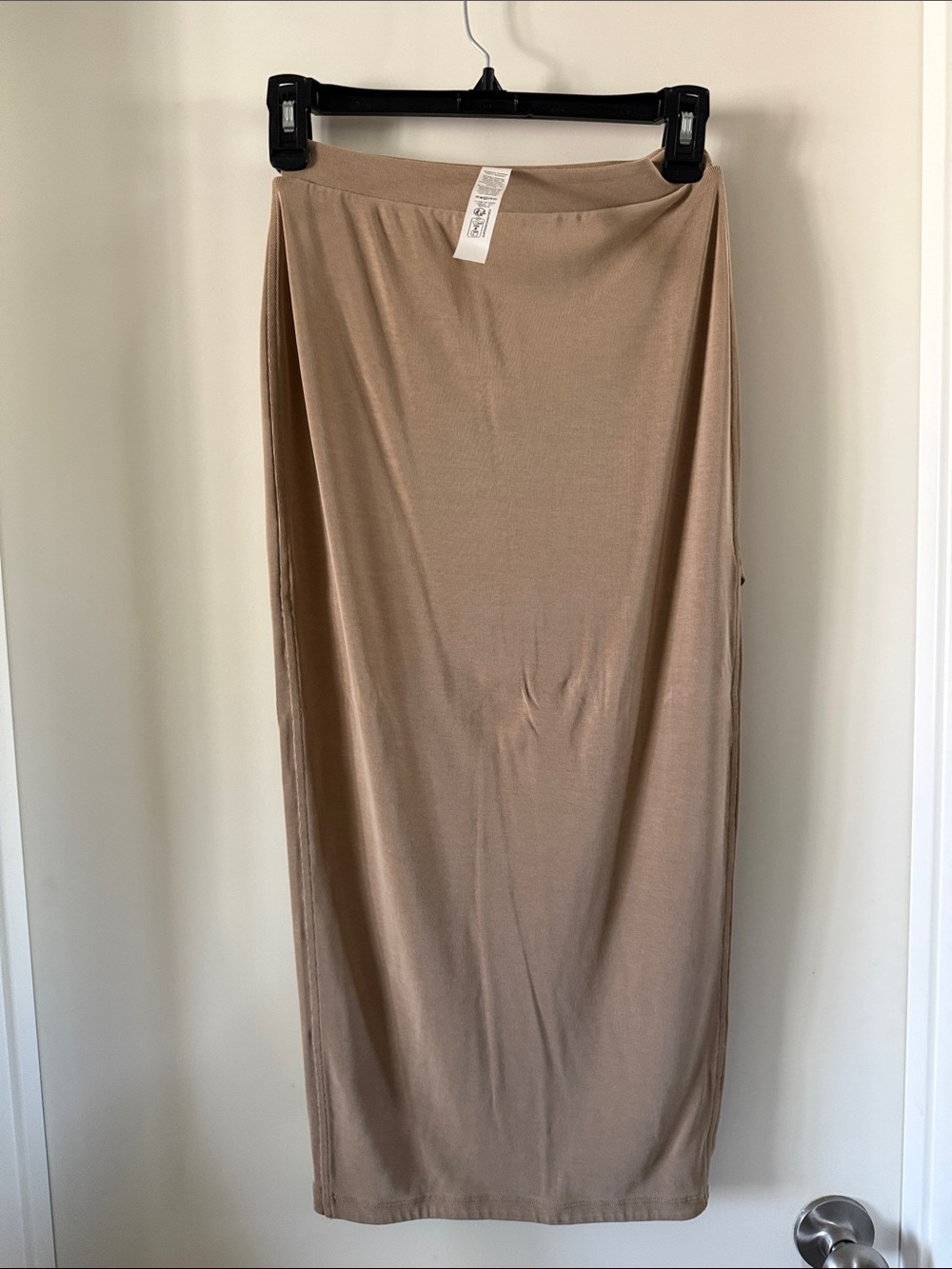 lululemon athletica Beige/Tan Midi Skirt - Stretch Pencil Silhouette